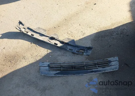 2014 Scion Xd из США, поврежденный, VIN JTKKUPB40E1041017